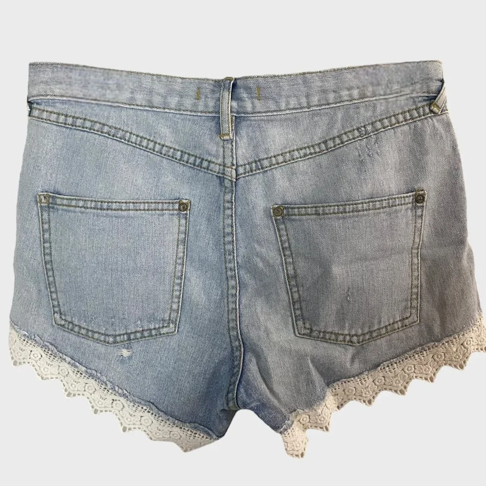 Free People Good Vibes Lace Hem Denim Shorts Womens 27 Blue Light Wash Crochet